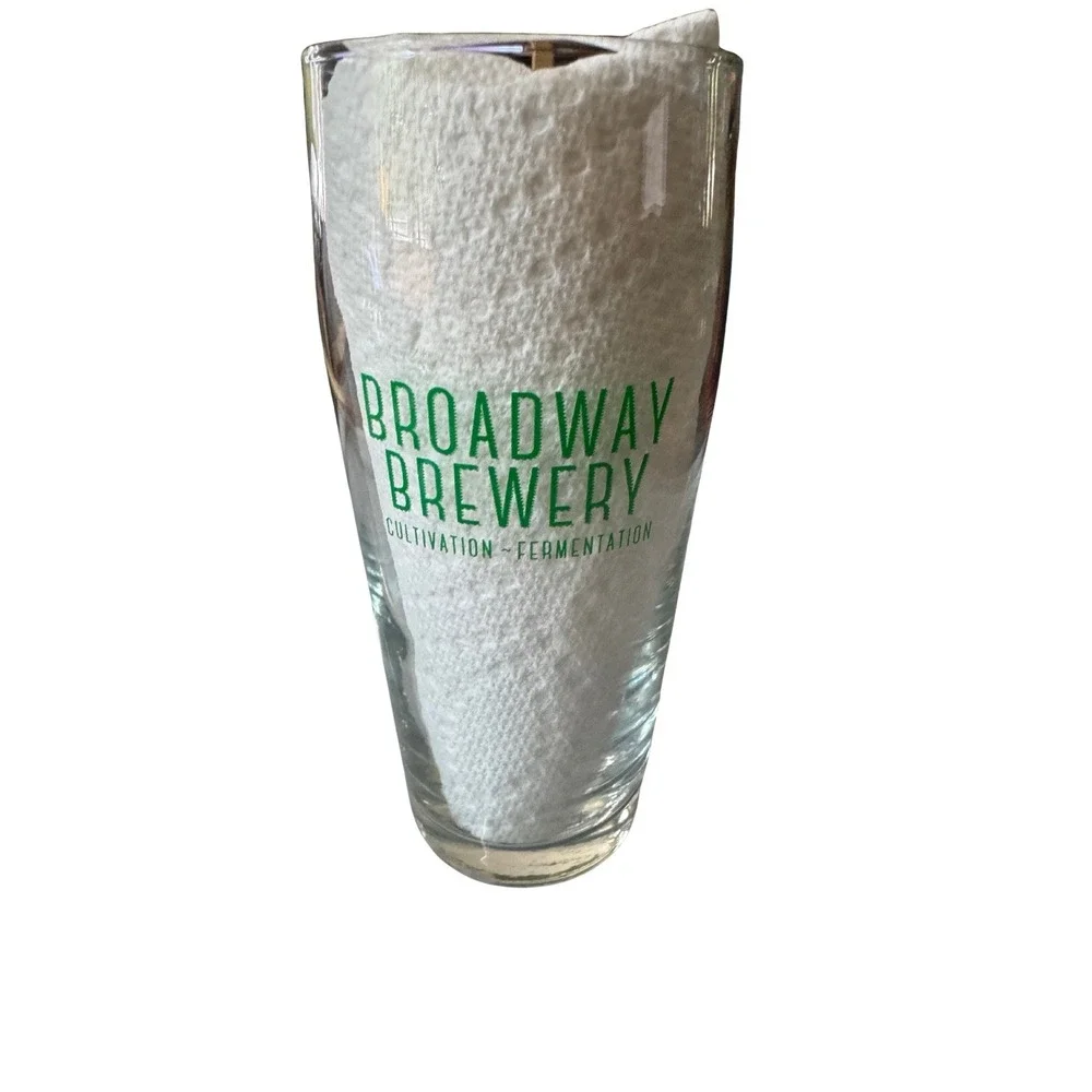 Broadway Brewery Pint Glass Beer Keg Tractor Logo Columbia Missouri Mizzou